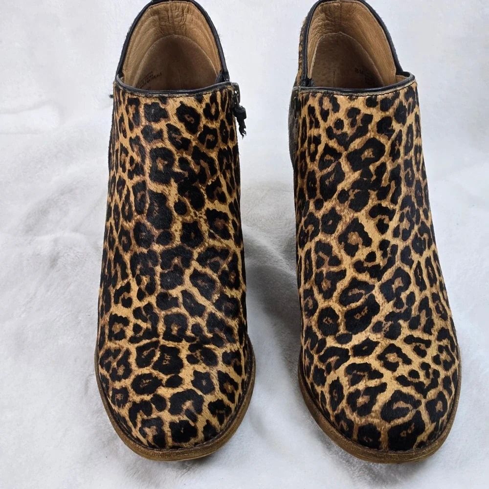 Sofft Leopard Print Cow Hair Ankle Booties Brown Black Block Heel 8M SF0034900